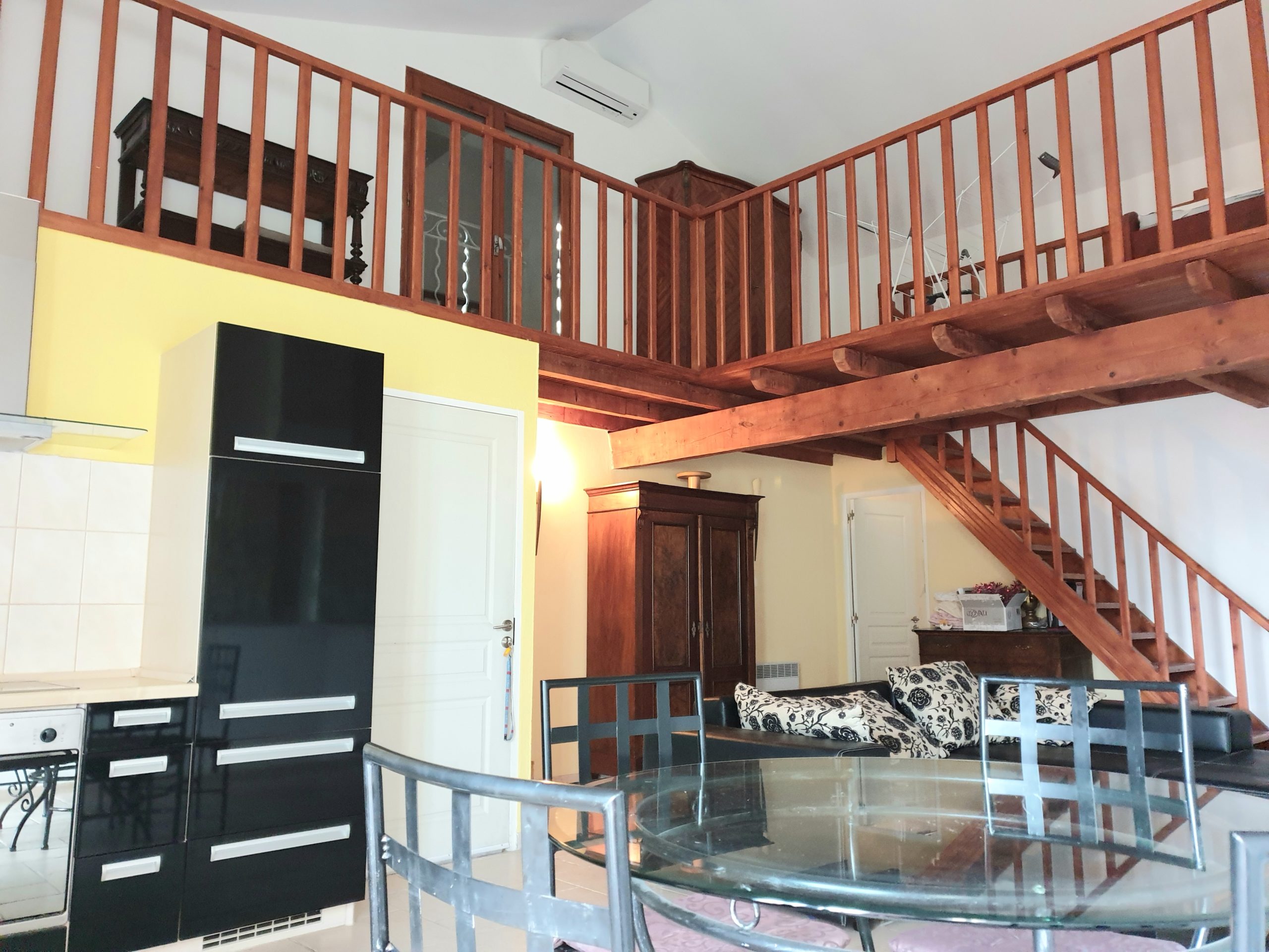 excalier bois mezzanine